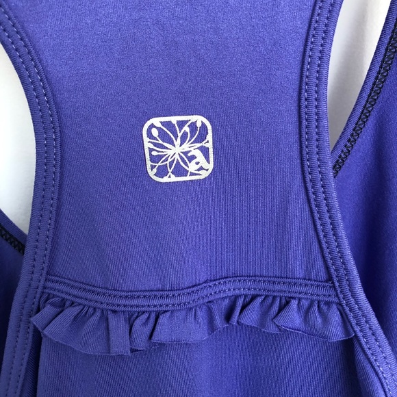 💜 Feminine yoga tank top, dry fit - Picture 3 of 3